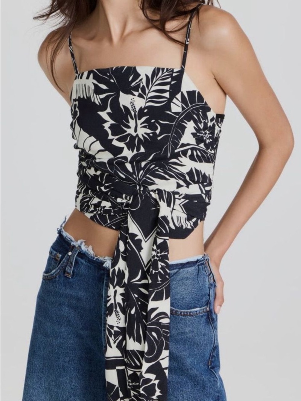 Le Superbe Luau Tie Front Crop Top NWT Black White Tropical Print P/S
